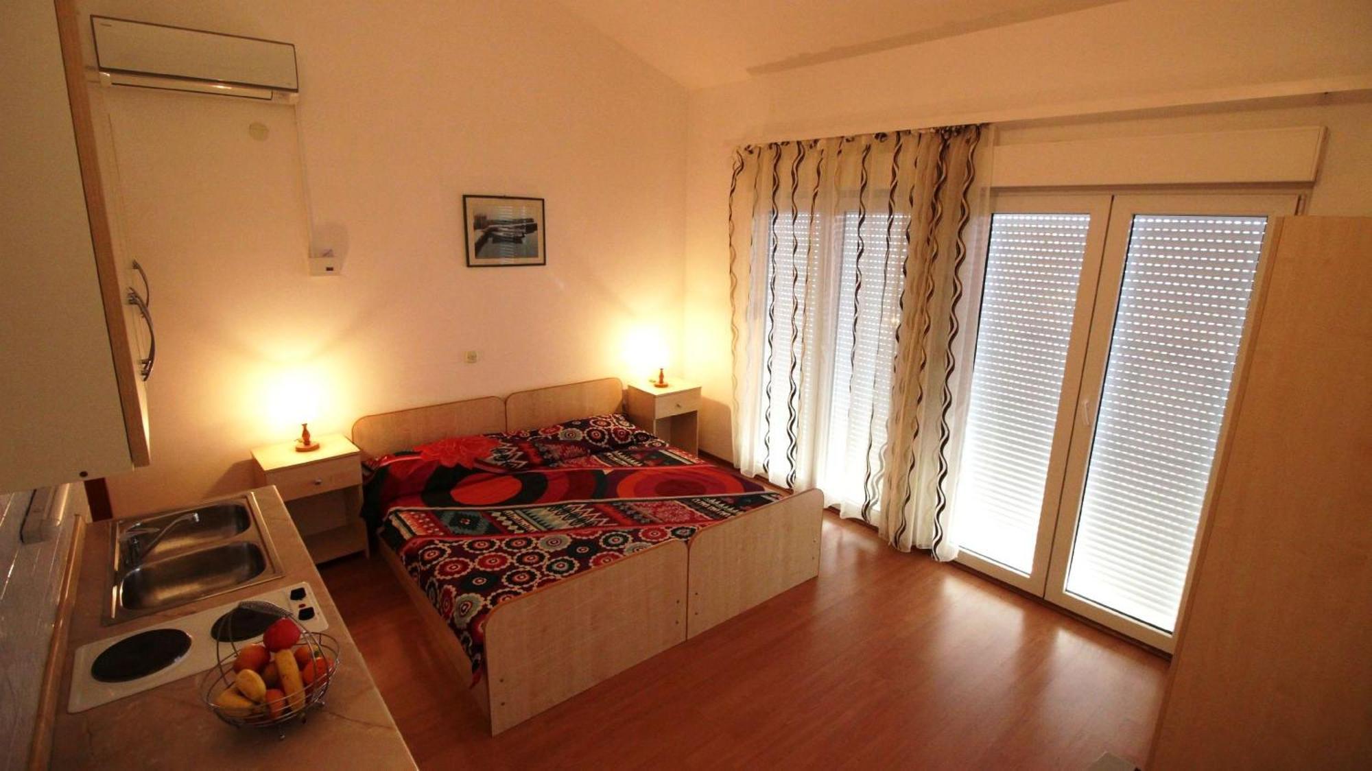 Apartments Ivka Omis Room photo